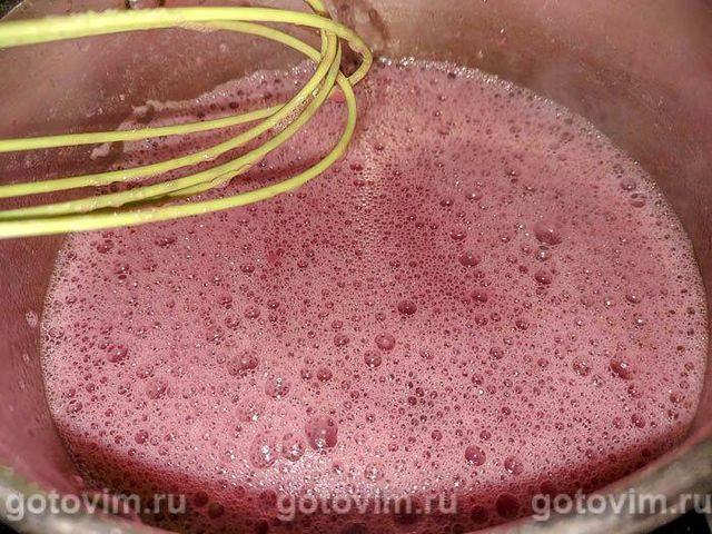 Чурчхела з волоськими горіхами у вишневому соку