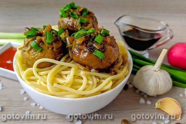 Печериці в білому вині. Фотографія рецепта