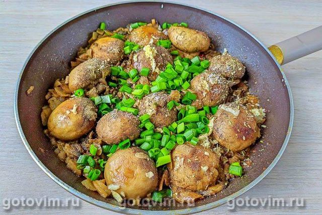 Печериці в білому вині