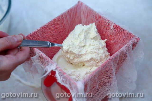 Сирна паска із заварним кремом