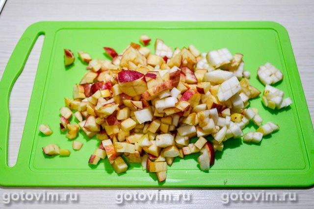 Енергетичні батончики з вівсянки, яблук і арахісу в духовці