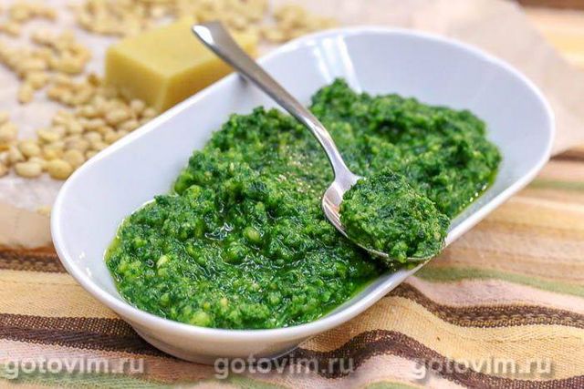 Песто з черемші. Фотографія рецепта